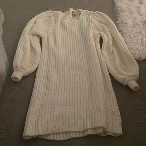Soft knee length midi dress only worn once